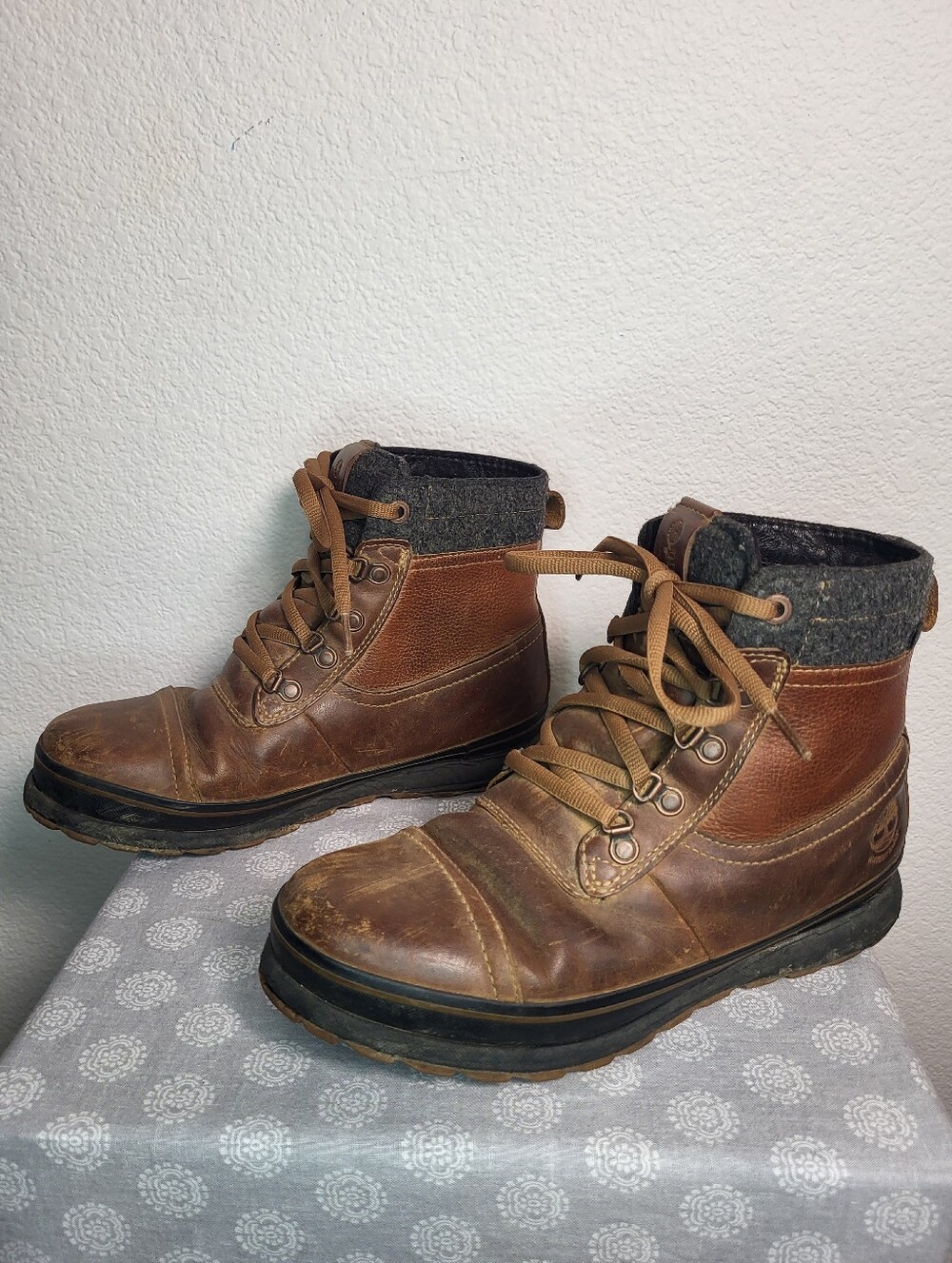Timberland Schazzberg Mid Insulated Waterprpof Leather Boots Size 8